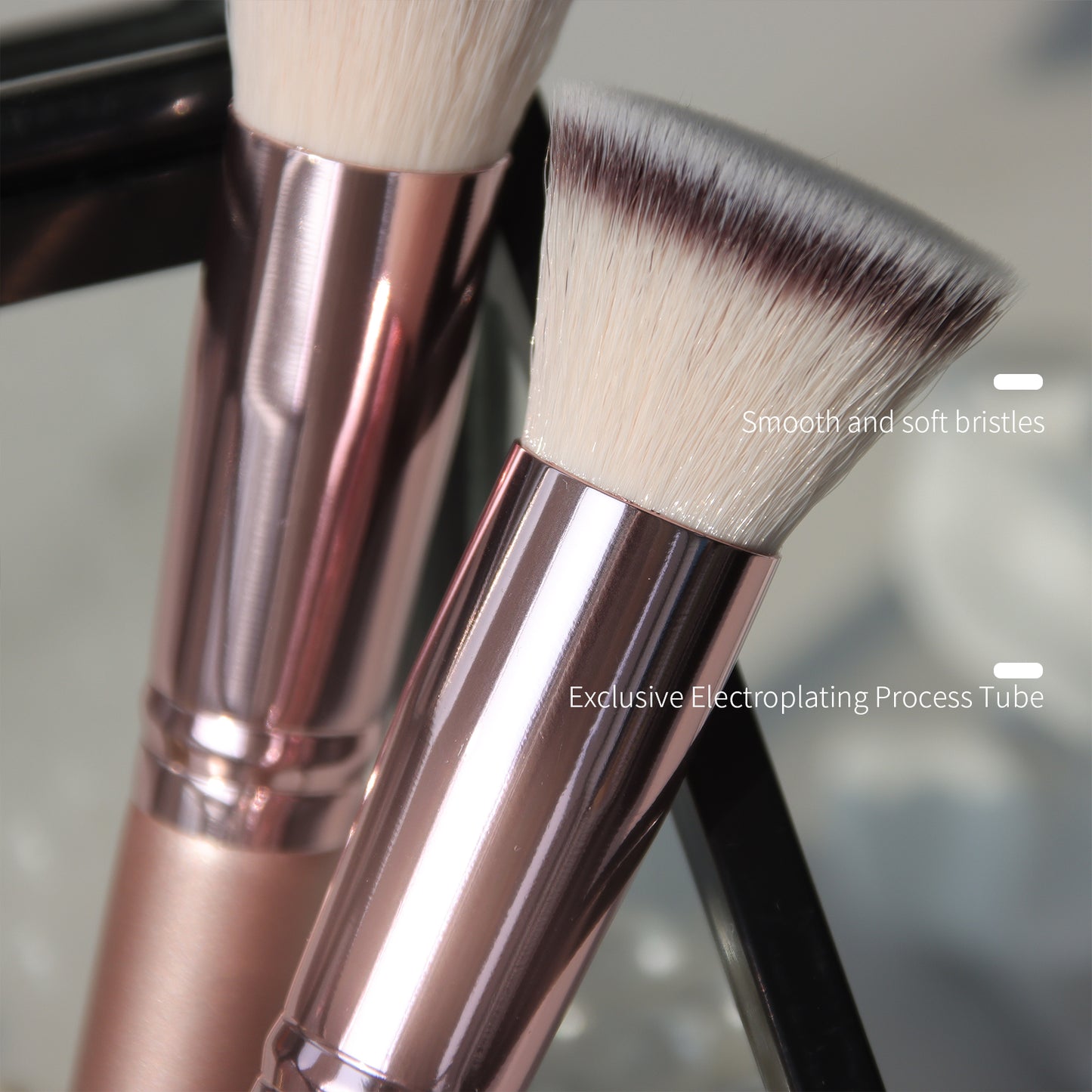 BEASOFEE The Big Flat Foundation Brush